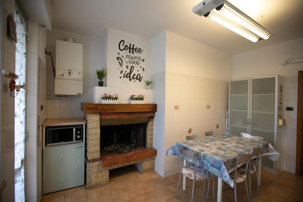 Mirea'S Rooms Ascoli Piceno Exteriér fotografie